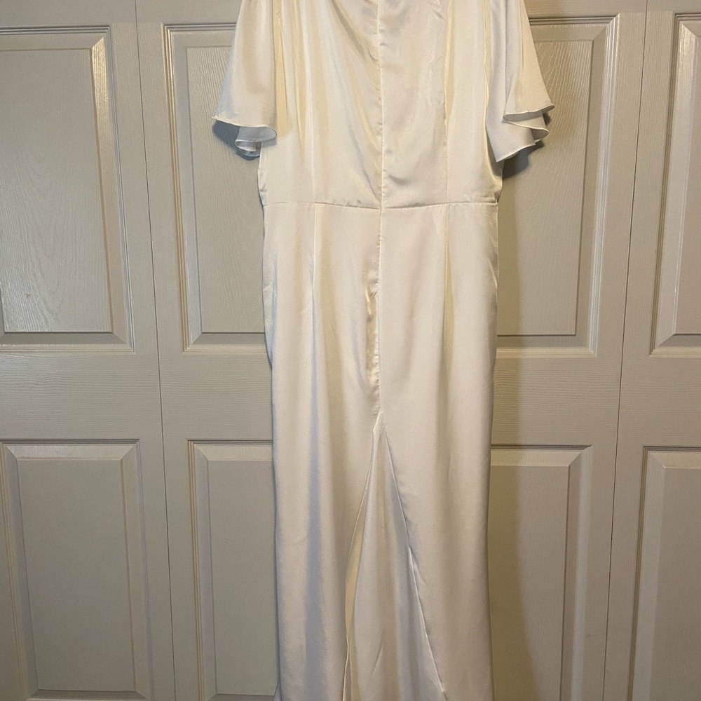 Lulu’s Eternal Bond White Satin Ruffled Flutter Sleeve Maxi Dress 2X - Picture 2 of 7